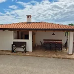 Apartment Vinja Porec - Privat Garden - Whirlpool
